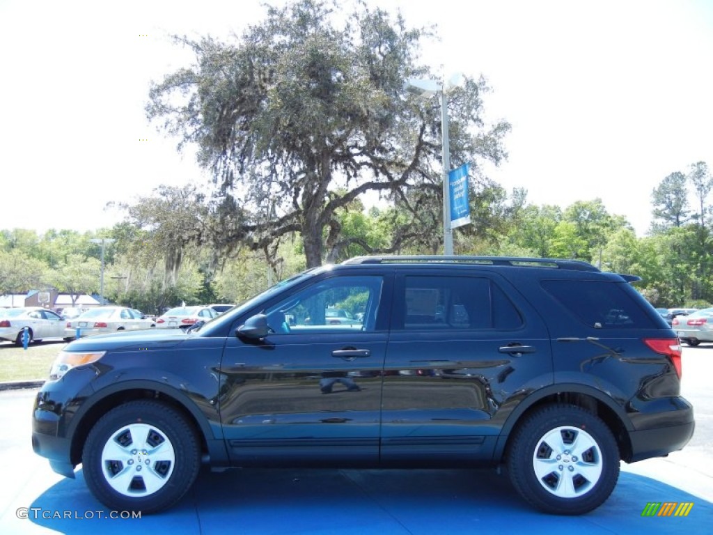 2013 Explorer EcoBoost - Tuxedo Black Metallic / Medium Light Stone photo #2