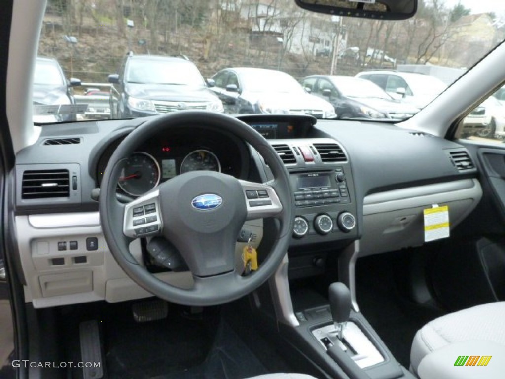 2014 Subaru Forester 2.5i Premium Platinum Dashboard Photo #79041592