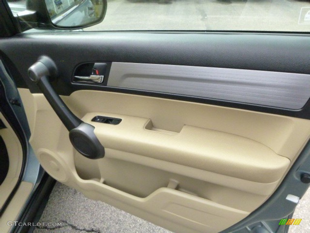 2011 CR-V SE 4WD - Opal Sage Metallic / Ivory photo #12
