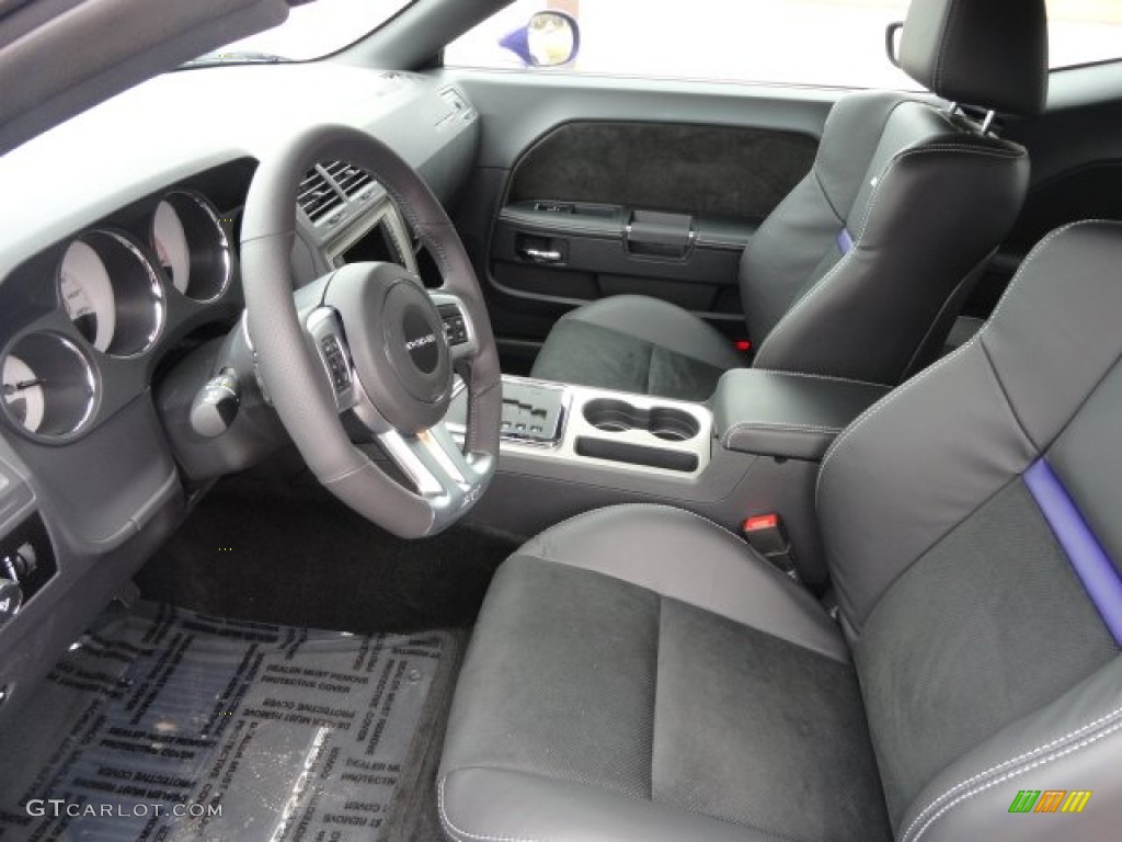 2013 Challenger SRT8 392 - Plum Crazy Pearl / Dark Slate Gray photo #5