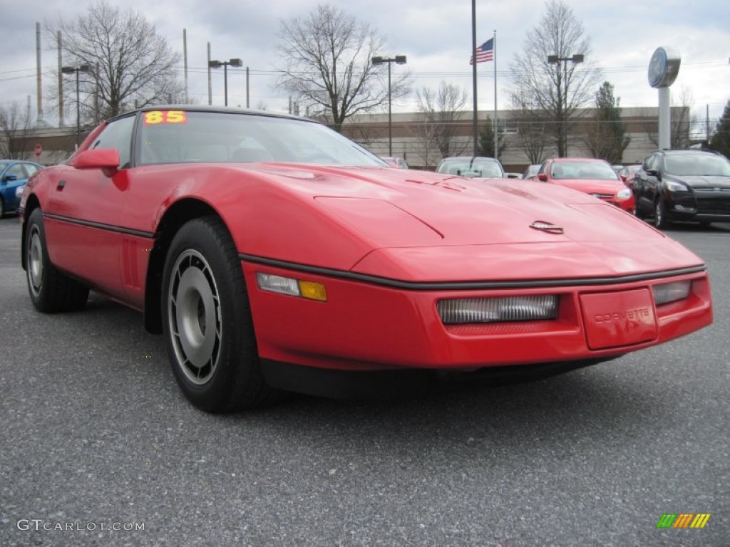 1985 Corvette Coupe - Bright Red / Saddle photo #1
