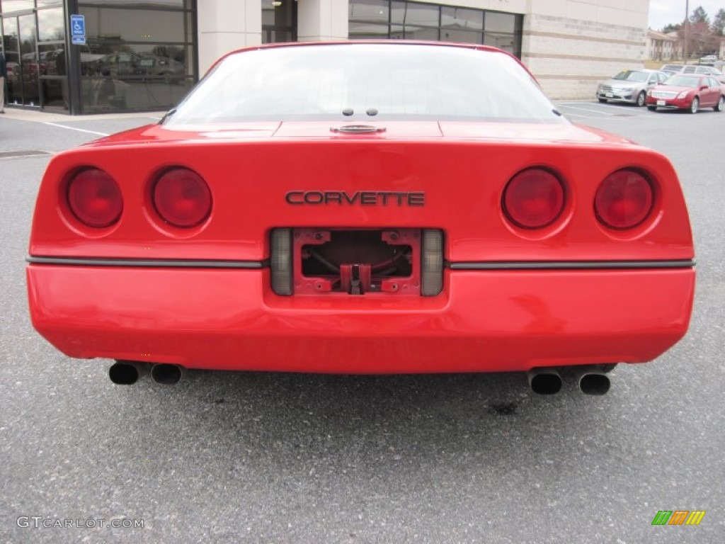 1985 Corvette Coupe - Bright Red / Saddle photo #4