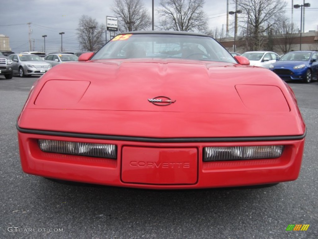 1985 Corvette Coupe - Bright Red / Saddle photo #6