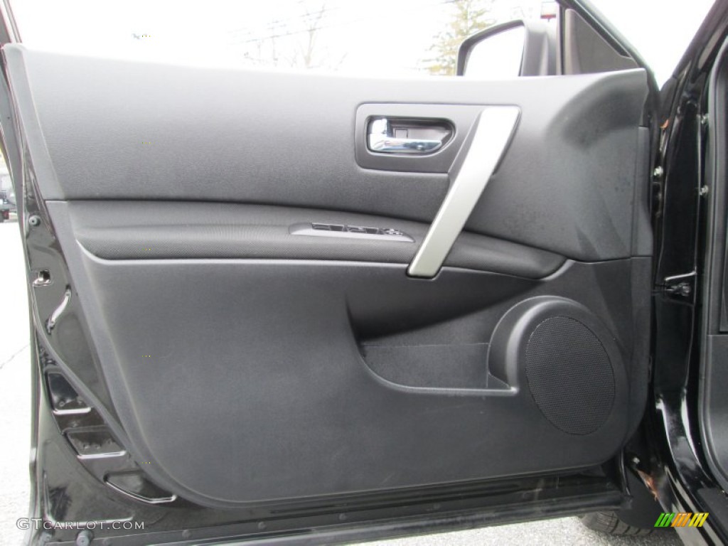 2011 Rogue SV AWD - Wicked Black / Black photo #12