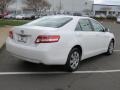 Super White - Camry LE Photo No. 27