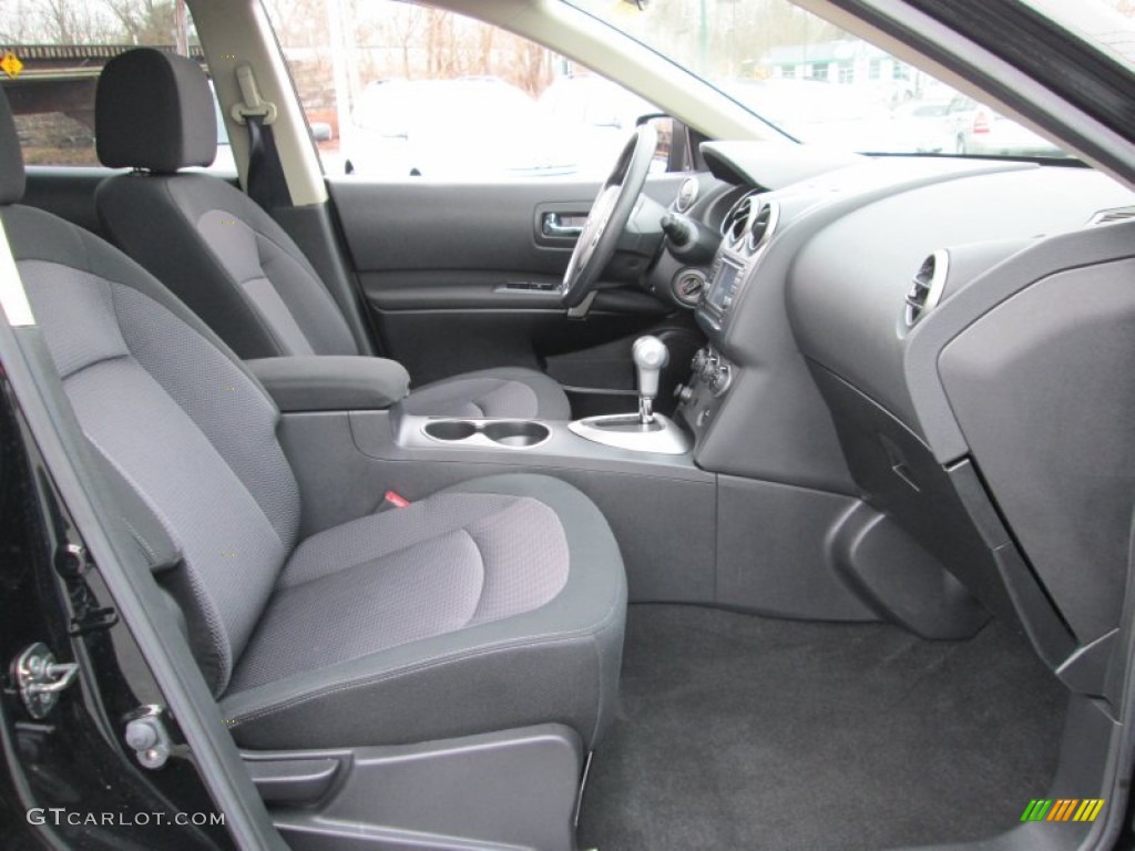 2011 Rogue SV AWD - Wicked Black / Black photo #16