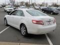 Super White - Camry LE Photo No. 29