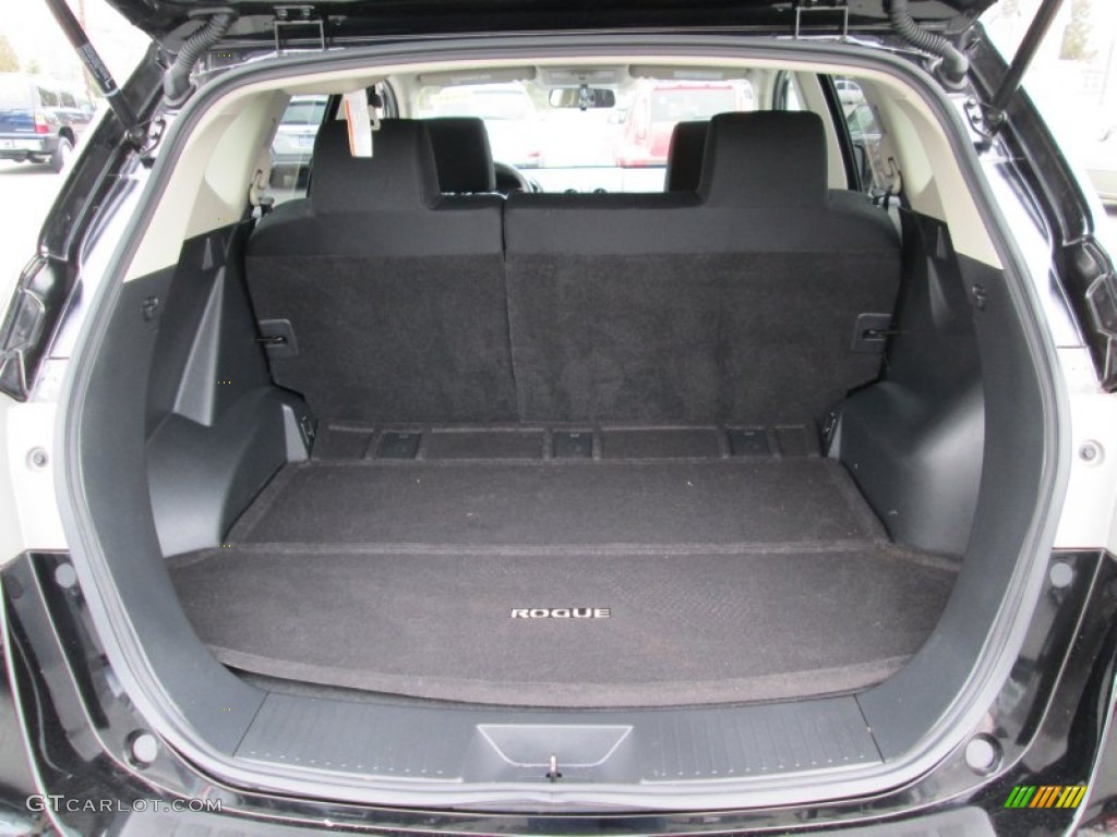 2011 Rogue SV AWD - Wicked Black / Black photo #18