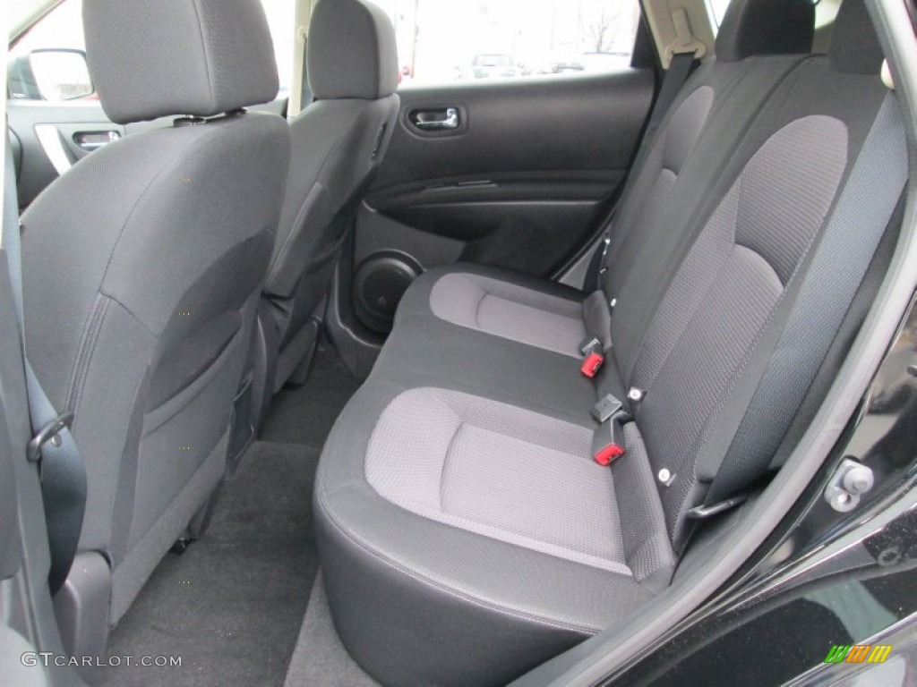 2011 Rogue SV AWD - Wicked Black / Black photo #19