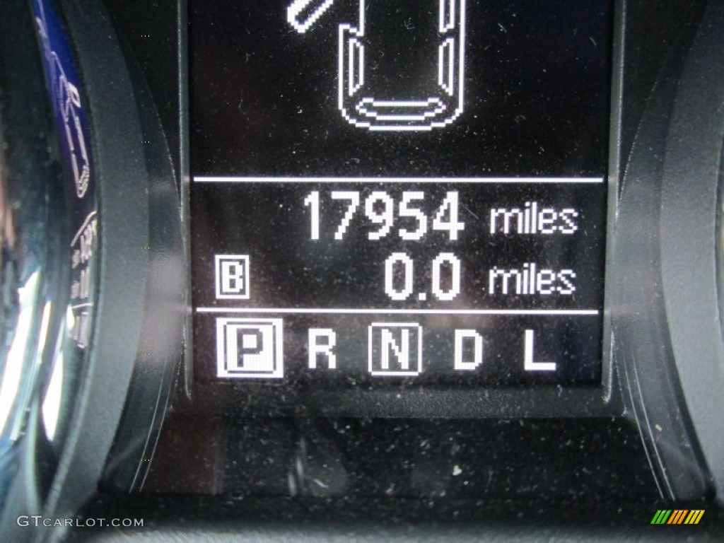 2011 Rogue SV AWD - Wicked Black / Black photo #27