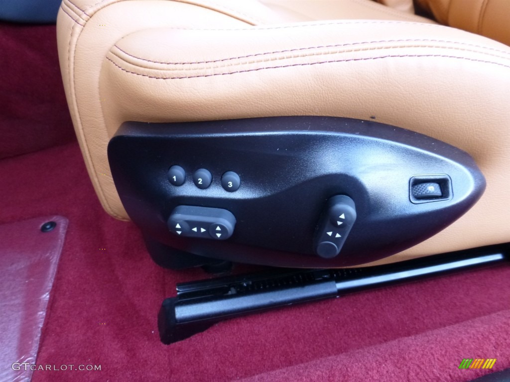 2013 Maserati GranTurismo Convertible GranCabrio Controls Photo #79049065