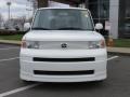 Polar White - xB  Photo No. 2