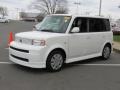 Polar White - xB  Photo No. 3