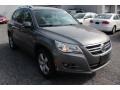 Alpine Grey Metallic - Tiguan SEL 4Motion Photo No. 4