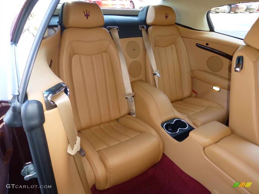 2013 Maserati GranTurismo Convertible GranCabrio Rear Seat Photo #79049445
