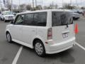 Polar White - xB  Photo No. 31