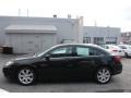 Black - 200 LX Sedan Photo No. 7