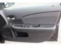 Black - 200 LX Sedan Photo No. 12