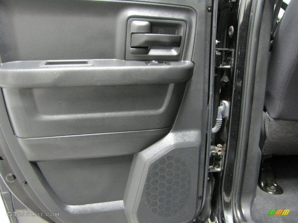 2010 Ram 1500 ST Quad Cab 4x4 - Brilliant Black Crystal Pearl / Dark Slate/Medium Graystone photo #12