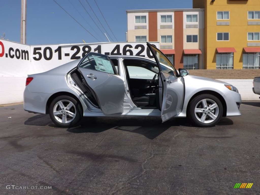 2013 Camry SE - Classic Silver Metallic / Black photo #10