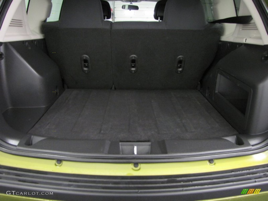 2012 Compass Latitude 4x4 - Rescue Green Metallic / Dark Slate Gray photo #4