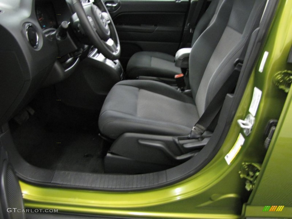 2012 Compass Latitude 4x4 - Rescue Green Metallic / Dark Slate Gray photo #6