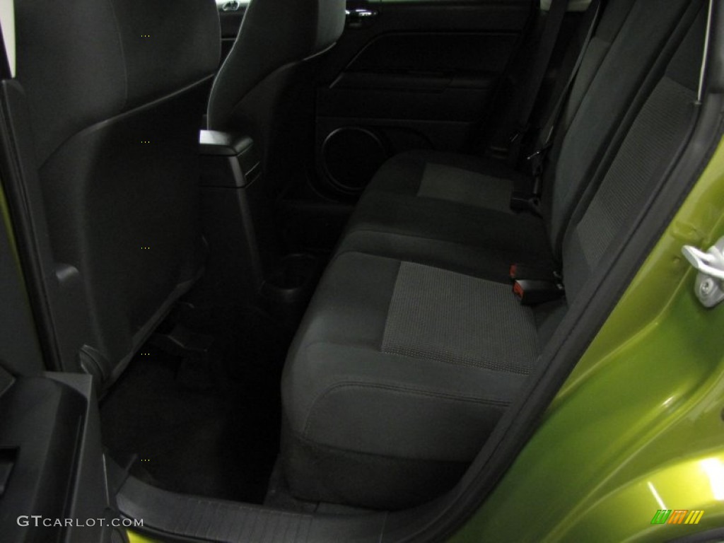 2012 Compass Latitude 4x4 - Rescue Green Metallic / Dark Slate Gray photo #7