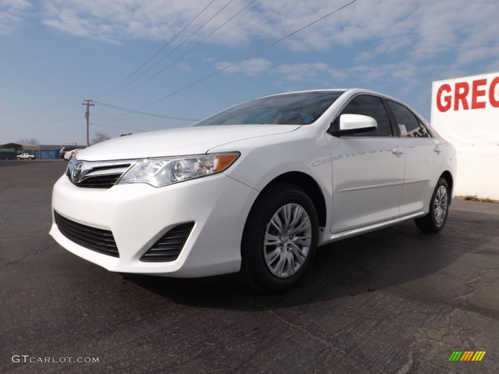 2013 Camry LE - Super White / Ivory photo #3