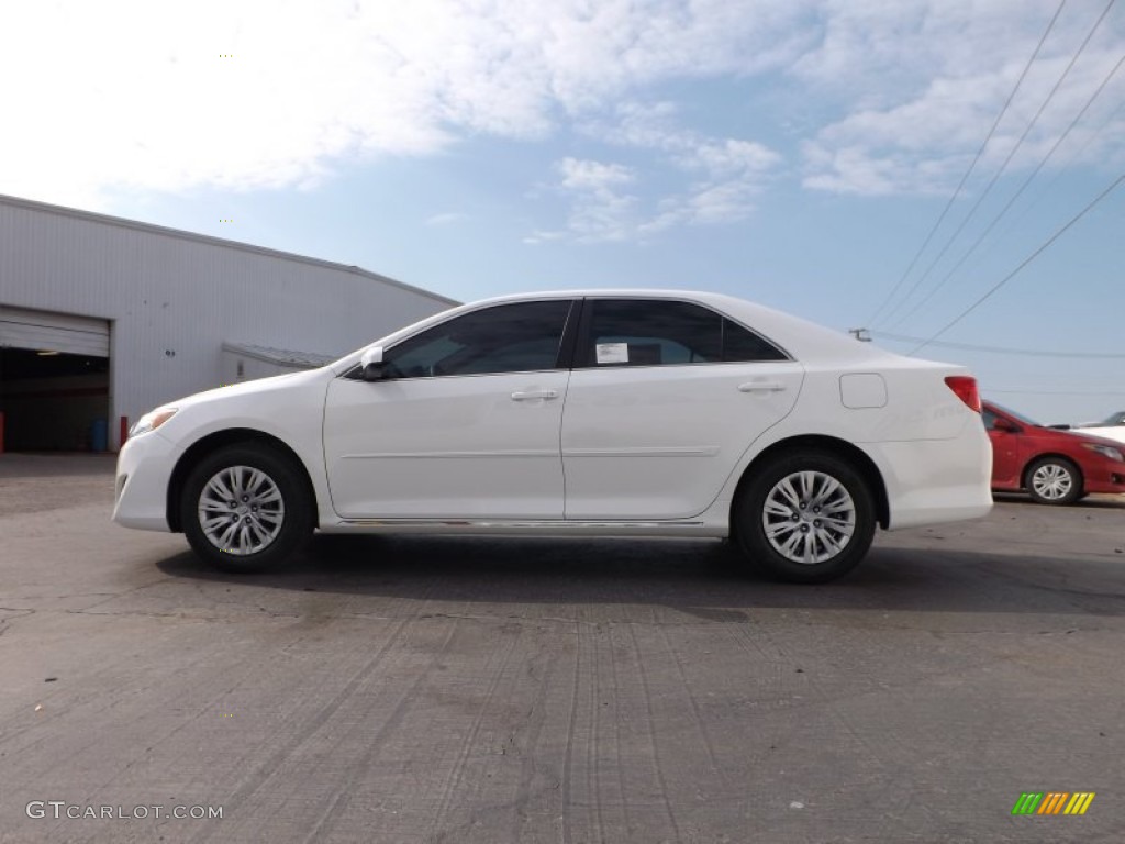 2013 Camry LE - Super White / Ivory photo #4