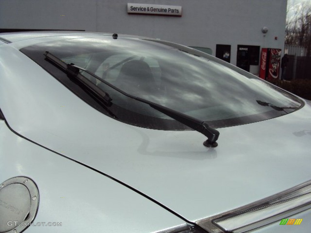 2007 Eclipse SE Coupe - Liquid Silver Metallic / Medium Gray photo #30