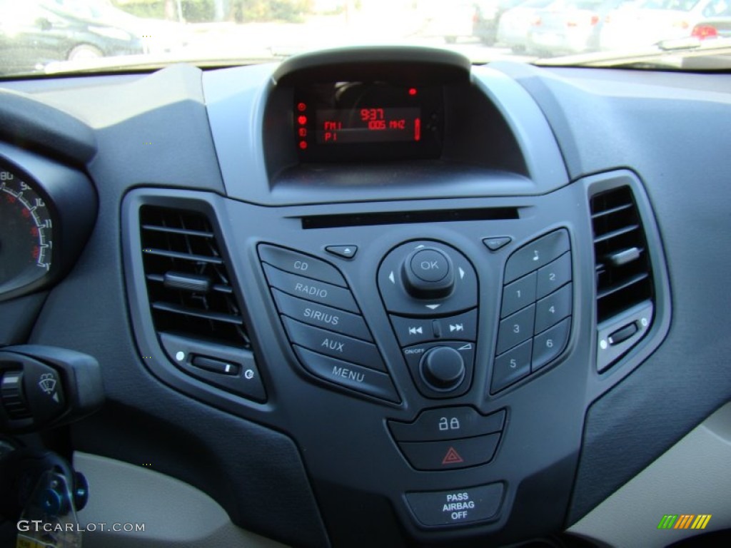 2013 Fiesta S Sedan - Violet Gray / Charcoal Black/Light Stone photo #15