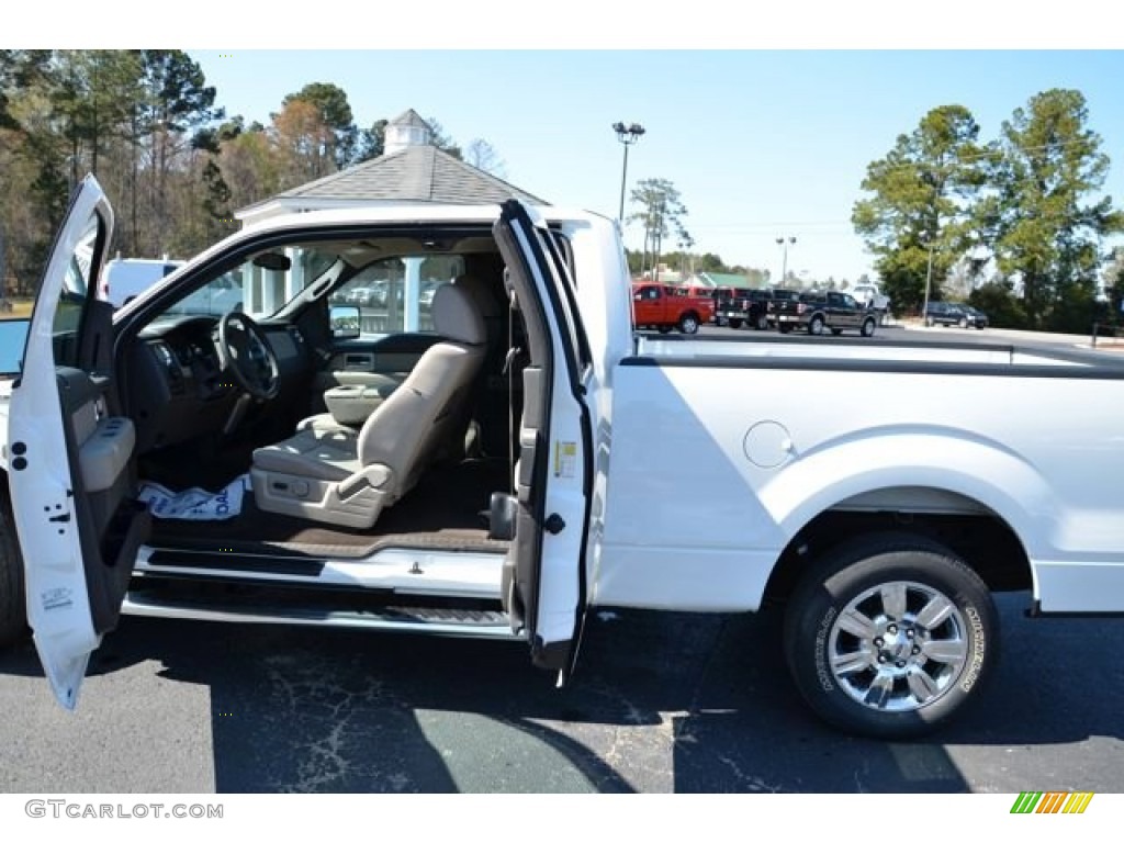 2010 F150 XLT SuperCab - Oxford White / Medium Stone photo #11