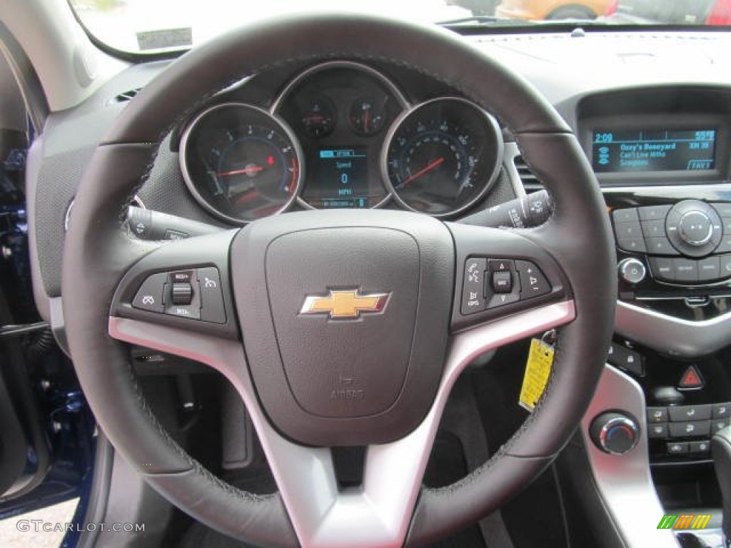 2013 Chevrolet Cruze LT Jet Black Steering Wheel Photo #79060423