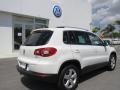 Candy White - Tiguan Wolfsburg Edition Photo No. 5