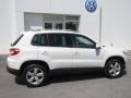Candy White - Tiguan Wolfsburg Edition Photo No. 6