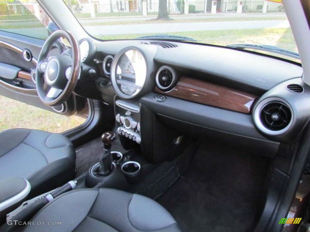 2009 Mini Cooper S Clubman Black/Grey Dashboard Photo #79062636
