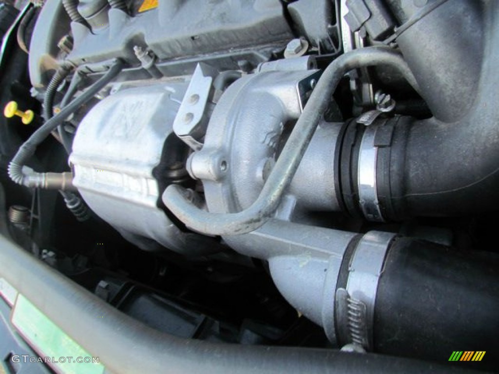 2009 Mini Cooper S Clubman Engine Photos