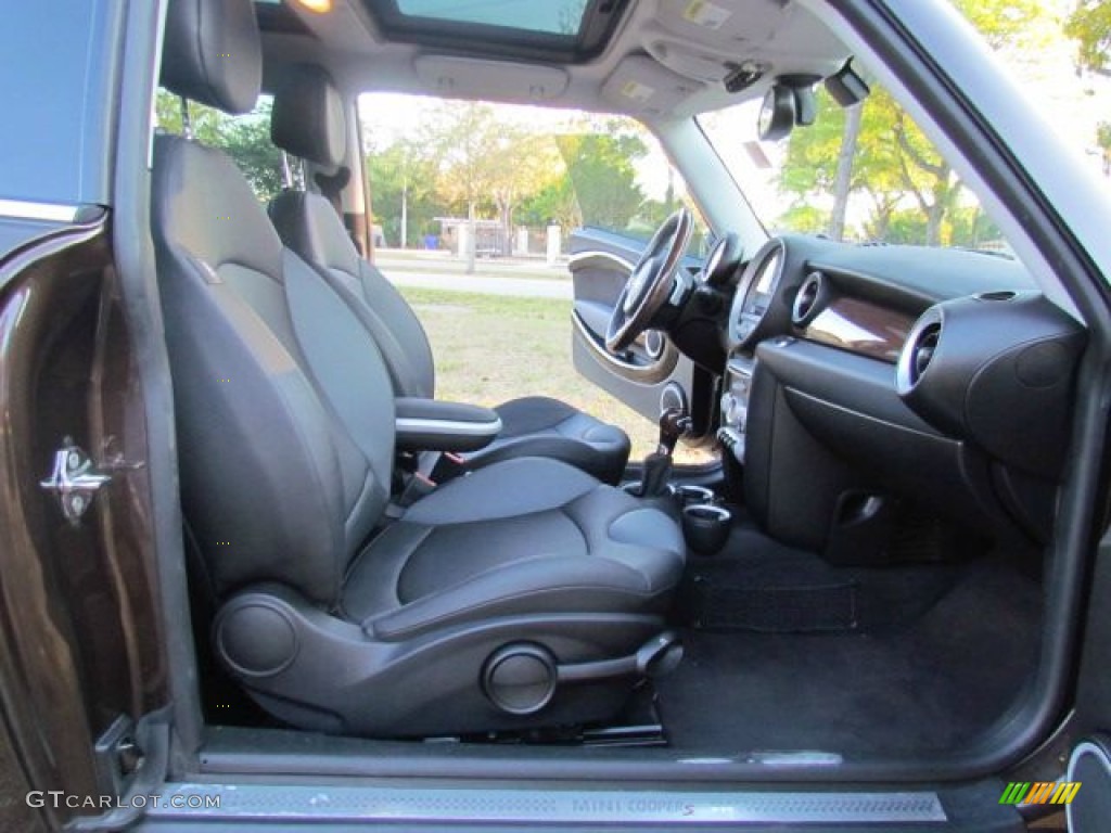 2009 Mini Cooper S Clubman Front Seat Photos