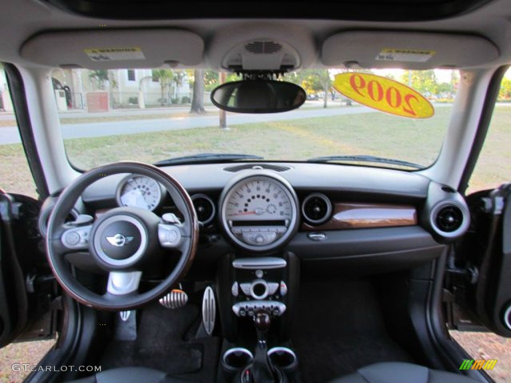 2009 Mini Cooper S Clubman Black/Grey Dashboard Photo #79062892