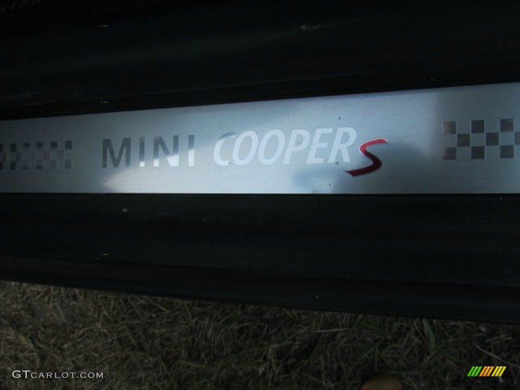 2009 Mini Cooper S Clubman Marks and Logos Photos