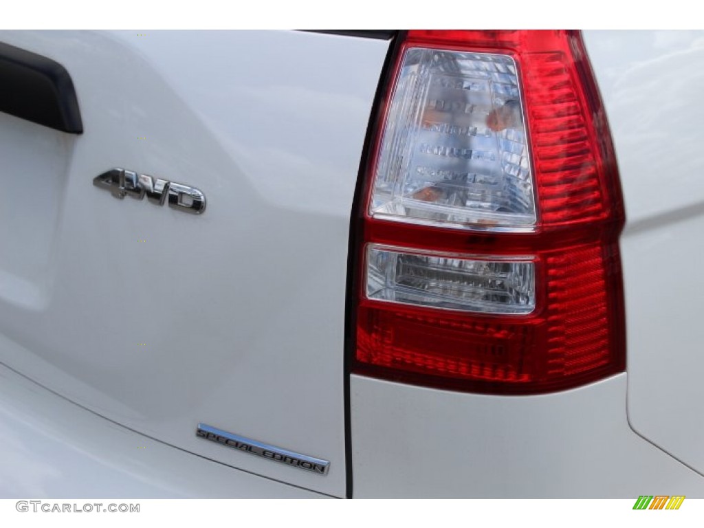 2011 CR-V SE 4WD - Taffeta White / Gray photo #15
