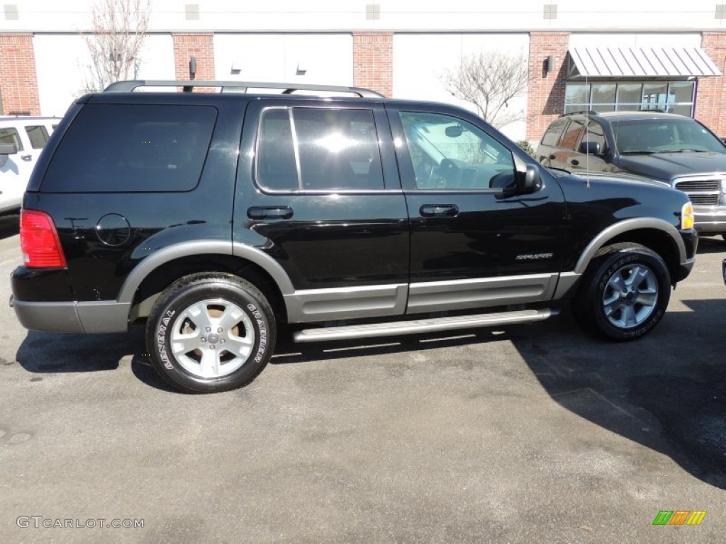 2004 Explorer XLT 4x4 - Black / Graphite photo #15