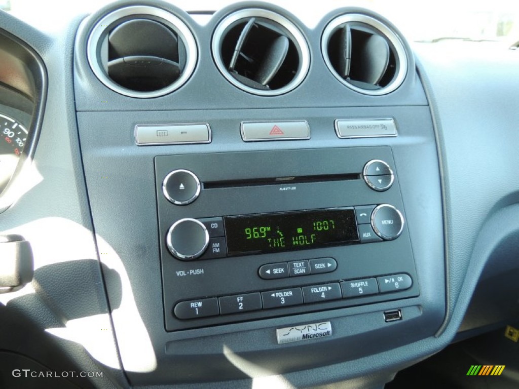 2013 Ford Transit Connect XLT Premium Wagon Controls Photo #79074403