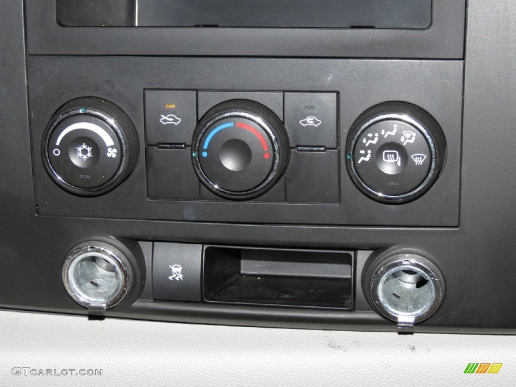 2009 Chevrolet Silverado 1500 LT Extended Cab 4x4 Controls Photo #79075417