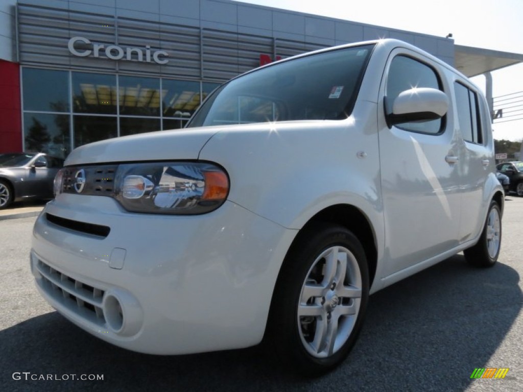 2012 Cube 1.8 SL - Pearl White / Black photo #1