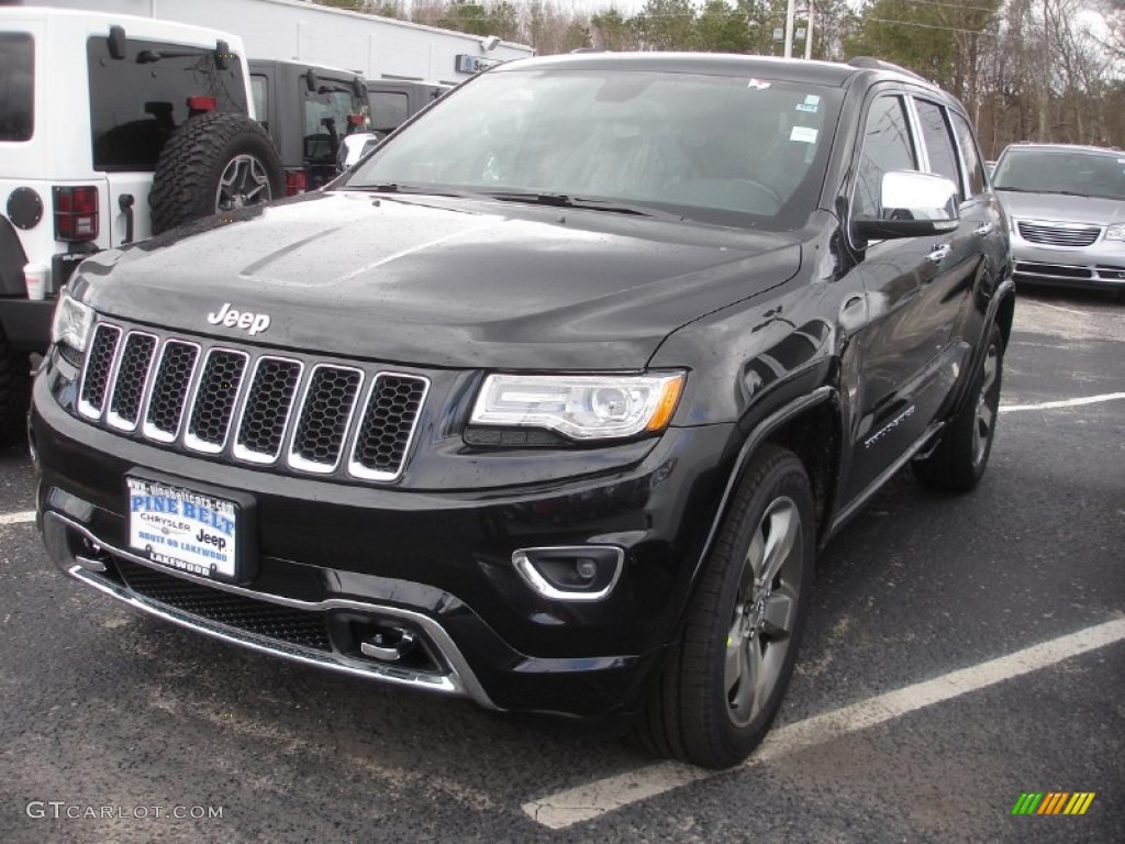 2014 Grand Cherokee Overland 4x4 - Brilliant Black Crystal Pearl / Overland Morocco Black photo #1