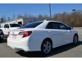 Super White - Camry SE Photo No. 5