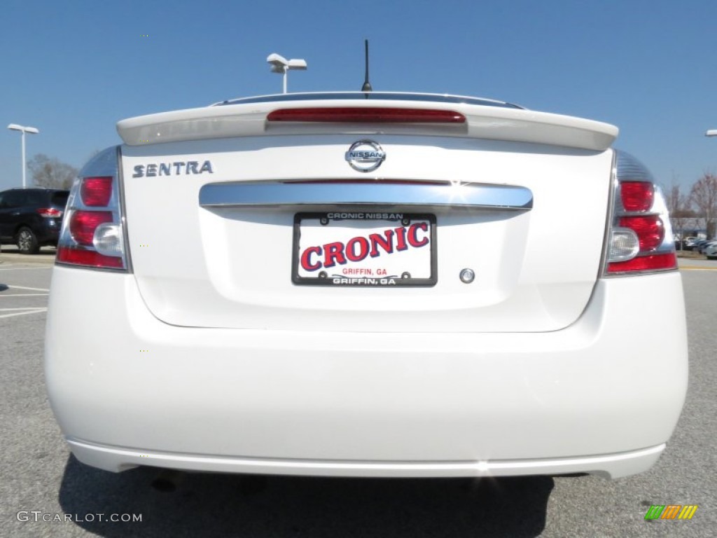2012 Sentra 2.0 S - Aspen White / Charcoal photo #4