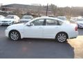 Ivory Pearl - M 35x Sedan Photo No. 4