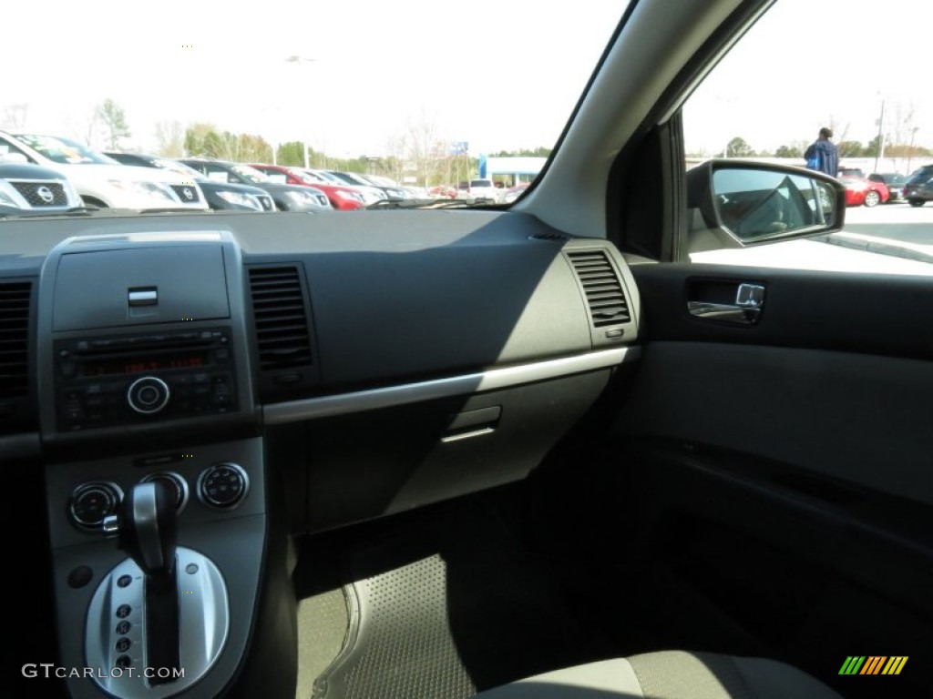 2012 Sentra 2.0 S - Aspen White / Charcoal photo #16